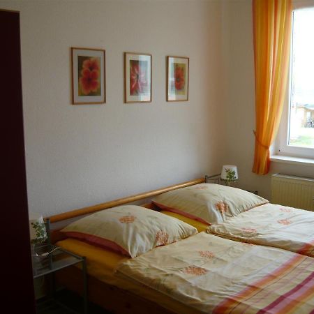 Uns Luett Wohnung Nossentiner Huette Buitenkant foto