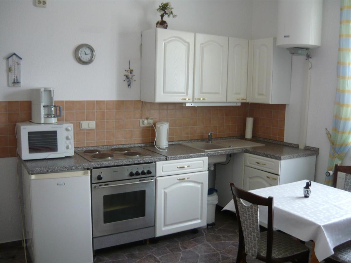 Uns Luett Wohnung Nossentiner Huette Buitenkant foto