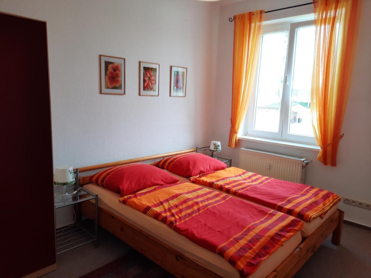 Uns Luett Wohnung Nossentiner Huette Buitenkant foto